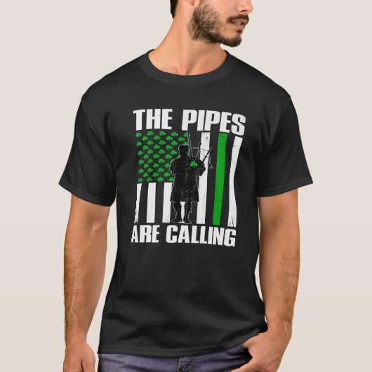 Die Pipes nennen St Patricks Day Irish Bagpip T-Shirt (Vorderseite)