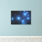 Die Pleiades's Sternhaufen alias Die 7 Schwestern. Leinwanddruck (Insitu (Holzboden))