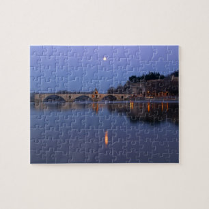 Die Pont St. Benezet-Brücke in Avignon am Puzzle