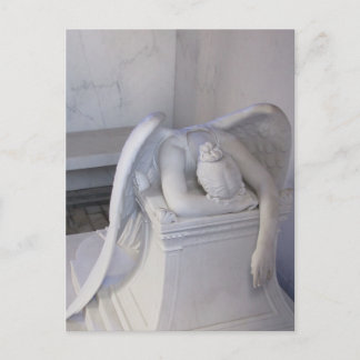 Die Postkarte für den Angel niemals allein abwisch