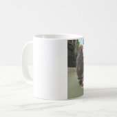 die Prügel werden so lange fortgesetzt, bis sich d Kaffeetasse (Vorderseite Links)