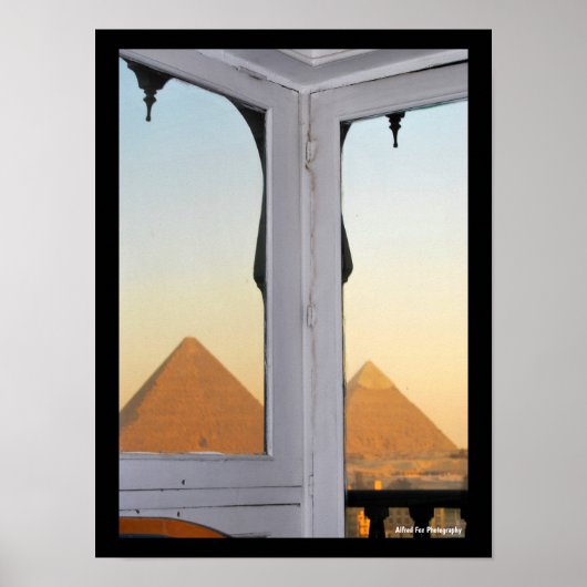 Die Pyramiden von Giza vom Hotel Pyramisa Poster (Vorne)