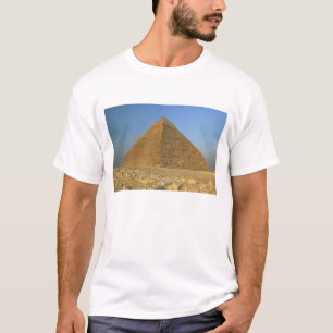 Die Pyramiden von Gizeh, die fast 5000 sind T-Shirt