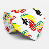 Die rastafarian Reggae, Jamaika-Flagge färbt Löwe Krawatte (Gerollt)