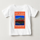 Die Red Boat Houses Sunndalsøra Norwegen Baby T-shirt (Vorderseite)