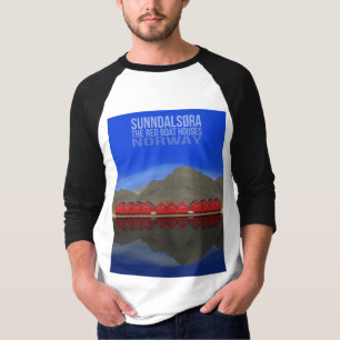 Die Red Boat Houses Sunndalsøra Norwegen T-Shirt