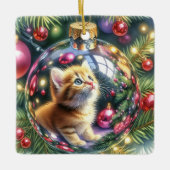 Die Reflexion von Kitten in einem Weihnachtsschmuc Keramikornament (Vorderseite)