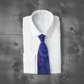 Die Regenfäden der Berry-Blütenstreuen strukturier Krawatte