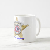 Die Regler-Abzeichen-Tasse Kaffeetasse (VorderseiteRechts)