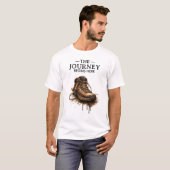 "Die Reise beginnt hier - Robuster Wanderstiefel  T-Shirt (Vorne ganz)