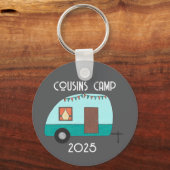 Die Reise-Cousin Camp Retro Camper Schlüsselanhänger (Vorderseite)