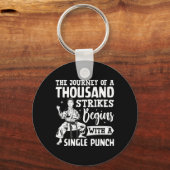 Die Reise von tausend Streiks beginnt mit einem Si Schlüsselanhänger (Vorderseite)