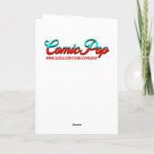 Die Retrofrau der 1950er Jahre kicherte am Strand  Karte (Rückseite)