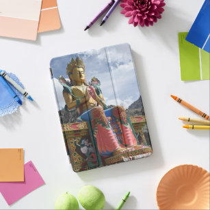Die riesige Statue des Maitreya Buddha iPad-Falles iPad Air Hülle