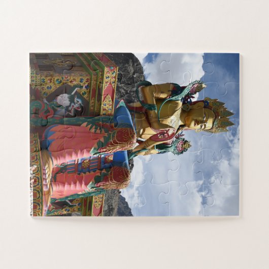 Die riesige Statue von Maitreya Buddha Jigsaw Puzzle (Horizontal)