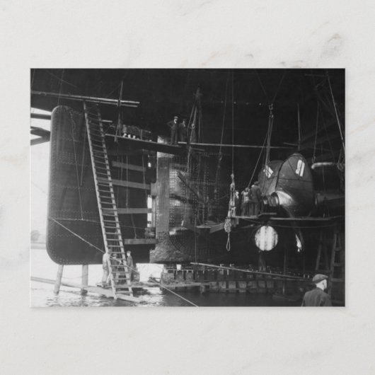 Die RMS Queen Mary Postcard Collection Postkarte (Vorderseite)
