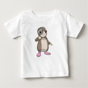 Die Rolle mit dem Zierglas Baby T-shirt
