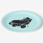 Die Rollen-Skate des Jungen im Blau Pappteller (Schrägansicht)