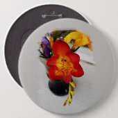 Die rote Freesie Button (Vorne & Hinten)
