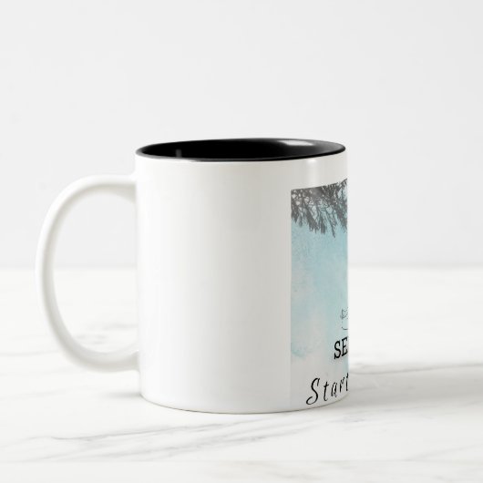 Die Ruhe beginnt im Inneren: eine Botschaft des in Zweifarbige Tasse (Links)