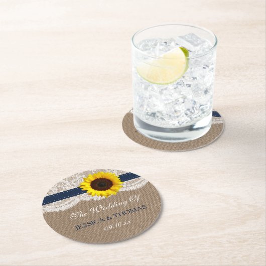 Die rustikale Hochzeitskollektion für Sonnenblumen Runder Pappuntersetzer (Vor Ort)