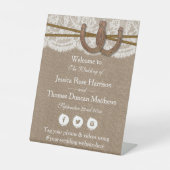 Die rustikale Hochzeitskollektion Horseshoe begrüß Sockelschild (Vorderseite)