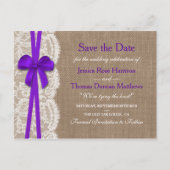 Die rustikale Lila Bow-Sammlung Save the Date Ankündigungspostkarte (Vorderseite)