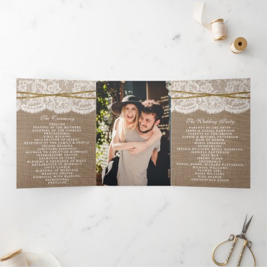 Die rustikale Twine Bow Wedding Collection Dreifach-gefaltete Programmkarte (Innenseite)