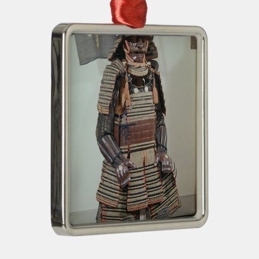 Die Rüstung des Samurai-Kriegers Ornament Aus Metall (Rechts)