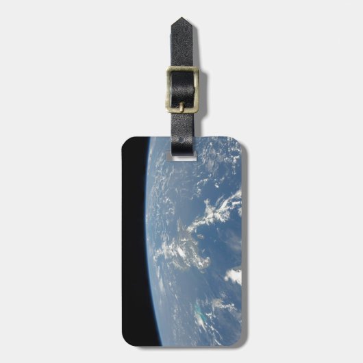 Die Sahara-Staubwolke fliegt nach Westen in den At Gepäckanhänger (Vorderseite vertikal)