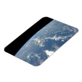 Die Sahara-Staubwolke fliegt nach Westen in den At Magnet (Linke Seite)