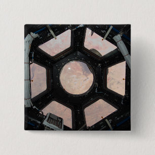 Die Sahara-Wüste sichtbar durch die Fenster Button