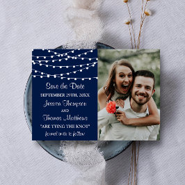 Die Saitenleuchten an der Blue Wedding Collection Save The Date