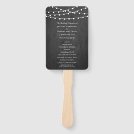 Die Saitenleuchten auf der Chalkboard-Hochzeitssam Fächer