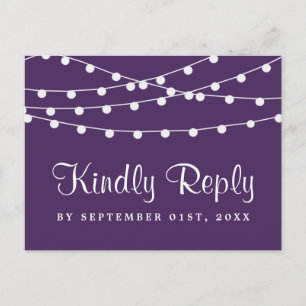 Die Saitenleuchten auf der Lila Hochzeitskollektio Einladungspostkarte