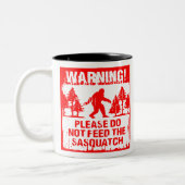Die Sasquatch #USAPatriotGraphics © nicht Gefütter Zweifarbige Tasse (Links)