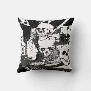 Die Schädel haben es - Halloween-Design Kissen