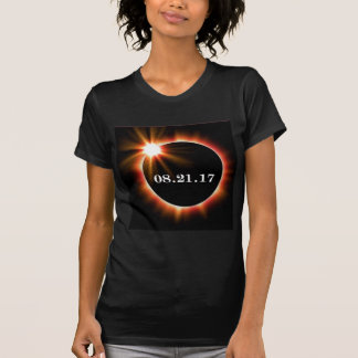 Die Schaufel-Hals-Eklipse-T - Shirt der Frauen