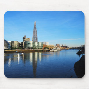 Die Scherbe des Glases und Rathaus in London Mousepad
