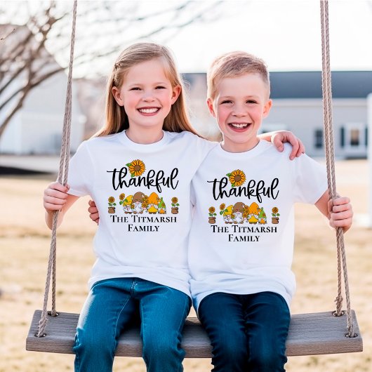Die schöne kleine Sonnenblumenfamilie T-Shirt