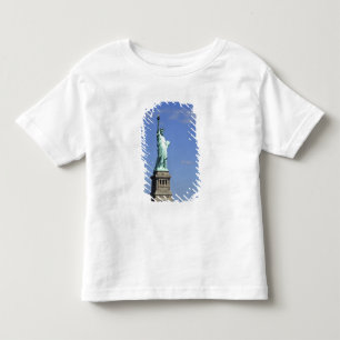 Die Schönheit der berühmten Freiheitsstatue auf Kleinkind T-shirt