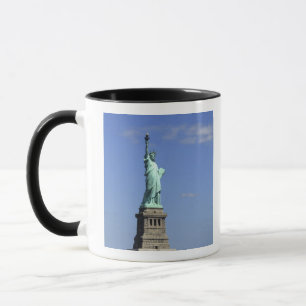 Die Schönheit der berühmten Freiheitsstatue auf Tasse