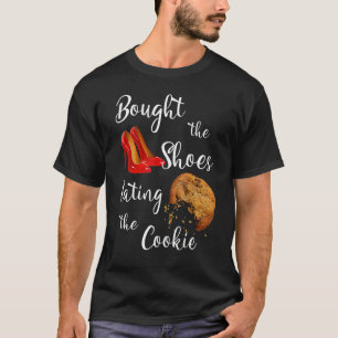 Die Schuhe, die das Keks essen, gekauft T-Shirt