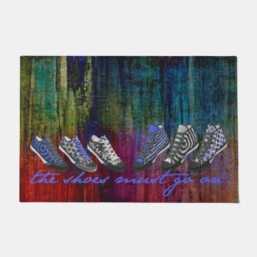 Die Schuhe müssen auf 24 + Ihre Ideen gehen Fußmatte (Vorderseite)