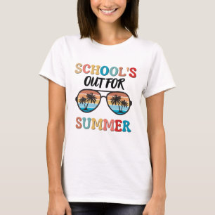 Die Schule ist im Sommer draußen T-Shirt