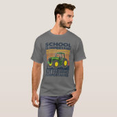 Die Schule ist wichtig, aber die Landwirtschaft is T-Shirt (Vorne ganz)