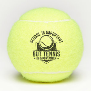 Die Schule ist wichtig, aber Tennis ist wichtiger Tennisbälle