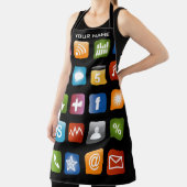 Die Schürze in der sonnigen Küche mit Smartphone-A (InSitu)