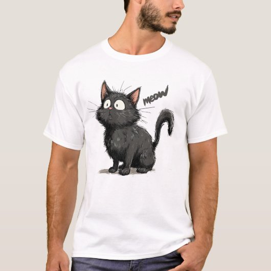 Die schwarze Katze sah plötzlich etwas, das Auge d T-Shirt (Vorderseite)