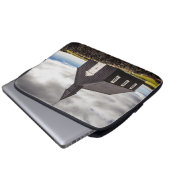 Die Schwarze Kirche Budir, Island Laptopschutzhülle (Vorne Knopf)